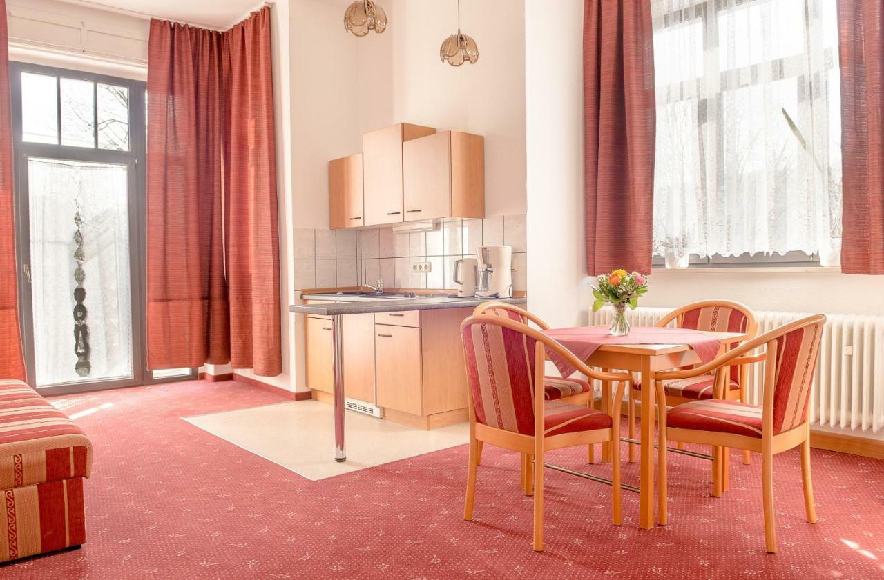 Hotel-Pension Heimburg Bad Elster Eksteriør billede